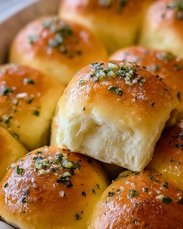 Homemade Garlic Bread Rolls Recipe