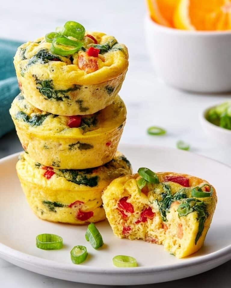 Vegetable Egg Bites with Spinach, Red Bell Pepper, and Green Onion Recipe