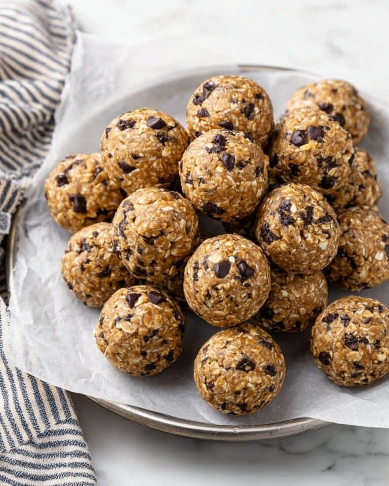 Peanut Butter No-Bake Energy Bites Recipe